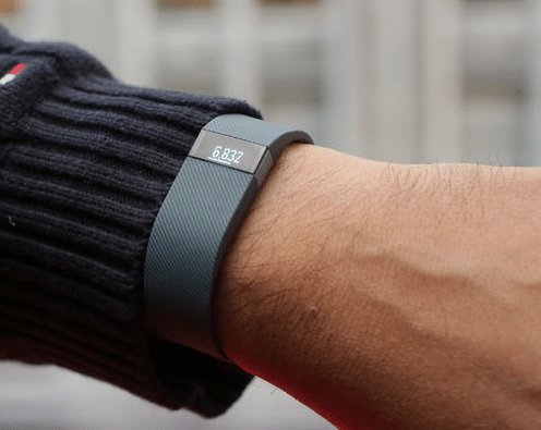 Skin irritation claims fitbit charge